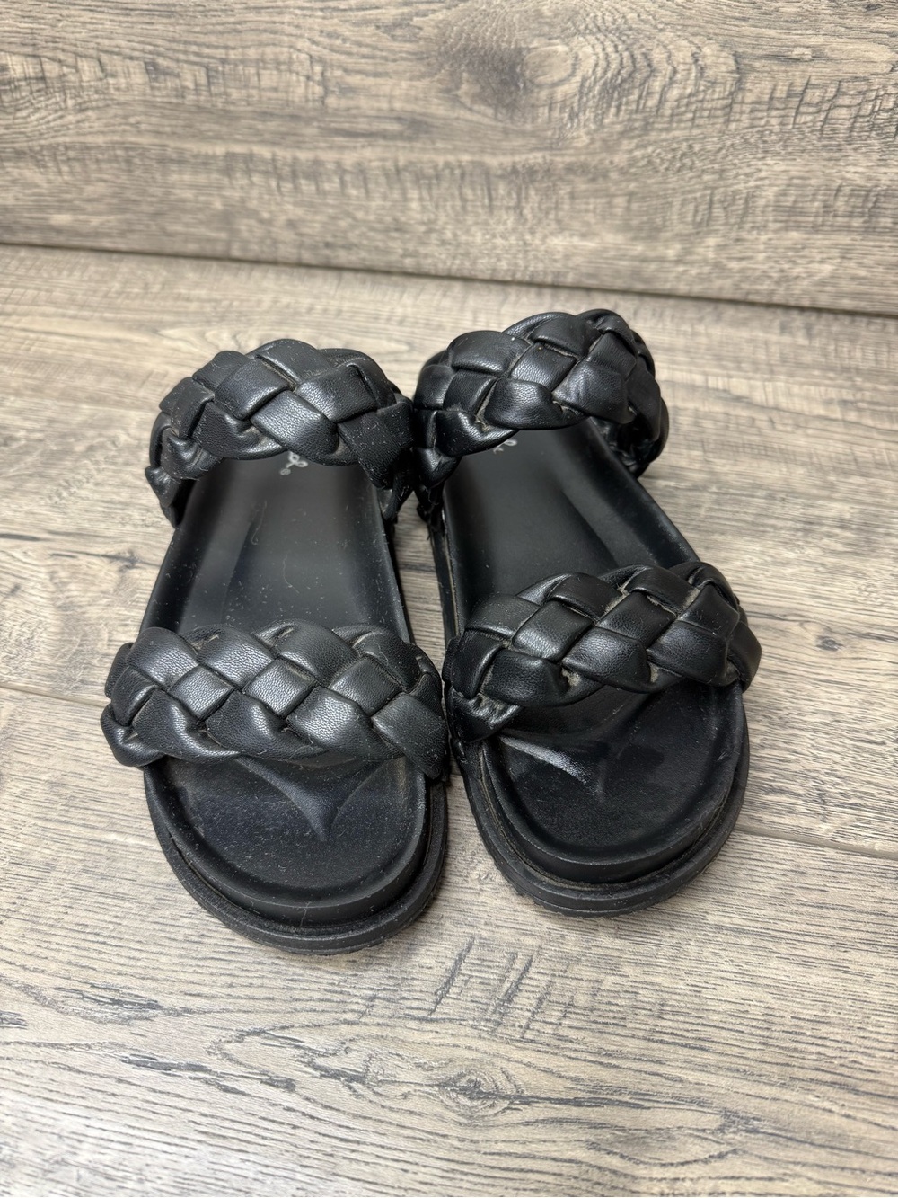 Qupid Black Braided Sandal Size 7